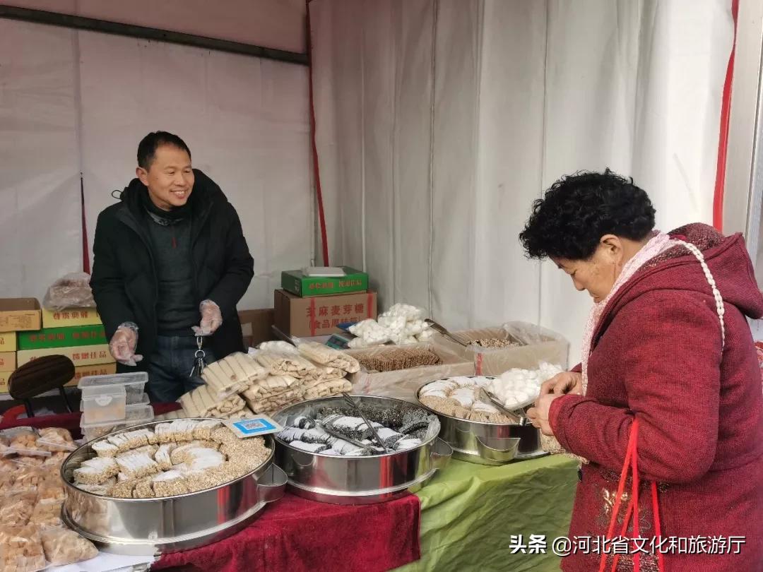 百货批发市场附近对联