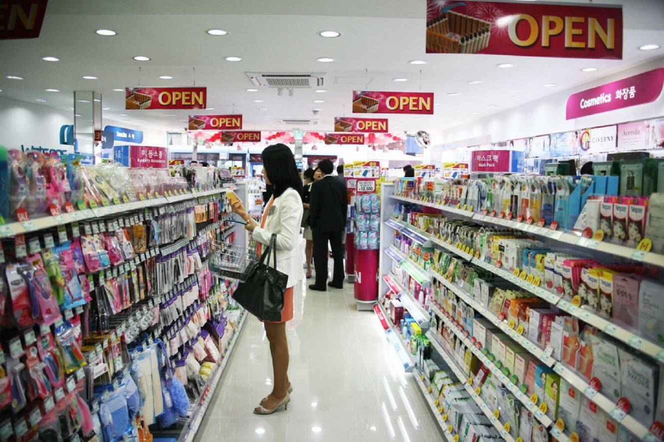 百货商店属于超市吗英语